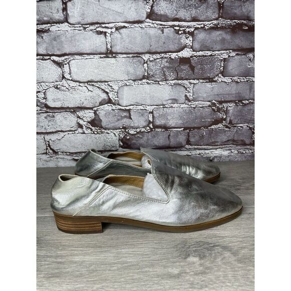 Lucky Brand Metallic Silver Leather Slip On Loafers Flats Shoes Women 11M US/43 - Picture 3 of 16